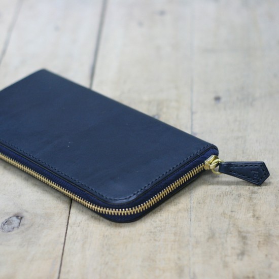 gL-Leather